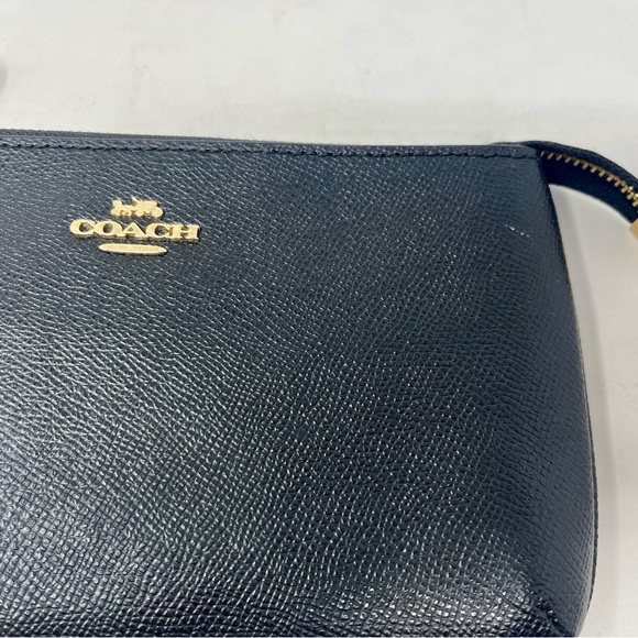 Coach Wristlet Pebbled Leather - Picture 4 of 10